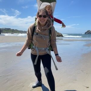 Meet your Posher, Leah